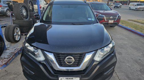 2018 Nissan Rouge SV