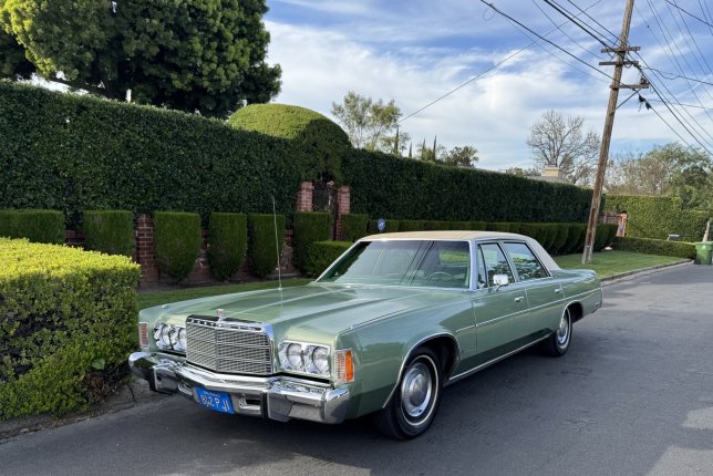 1976 Chrysler Newport Custom