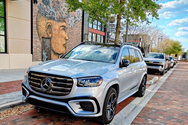2024 Mercedes-Benz GLS 450 4MATIC