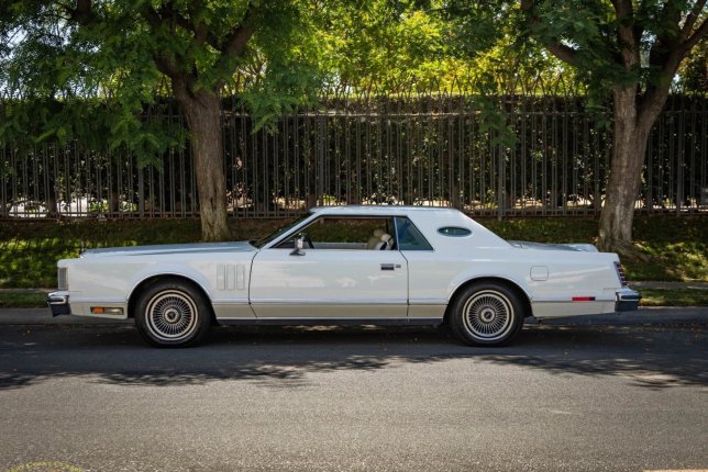 1977 Lincoln Continental