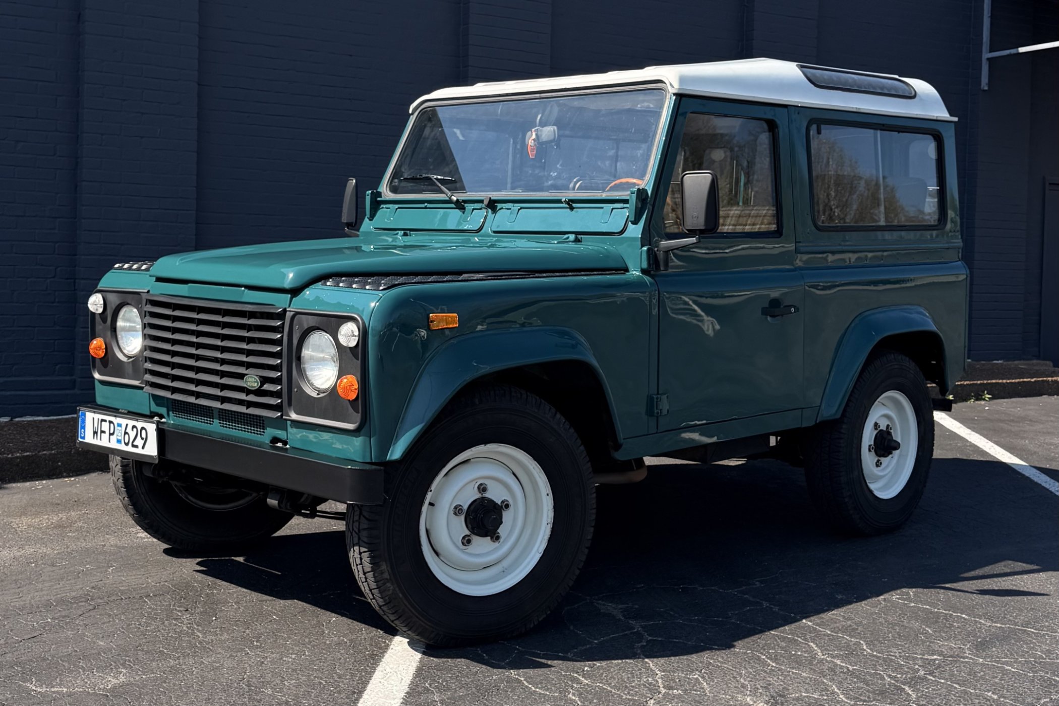 1988 Land Rover Defender 90 (Truck)