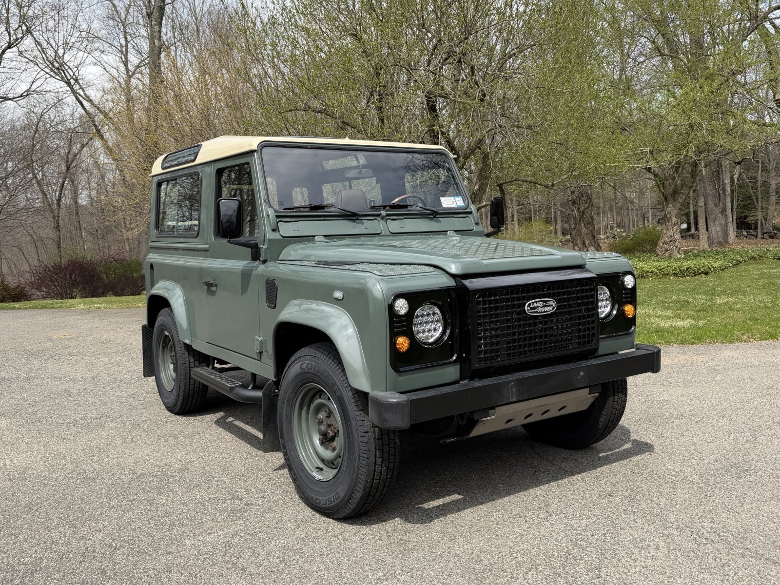 1998 Land Rover Defender 90 (Truck)
