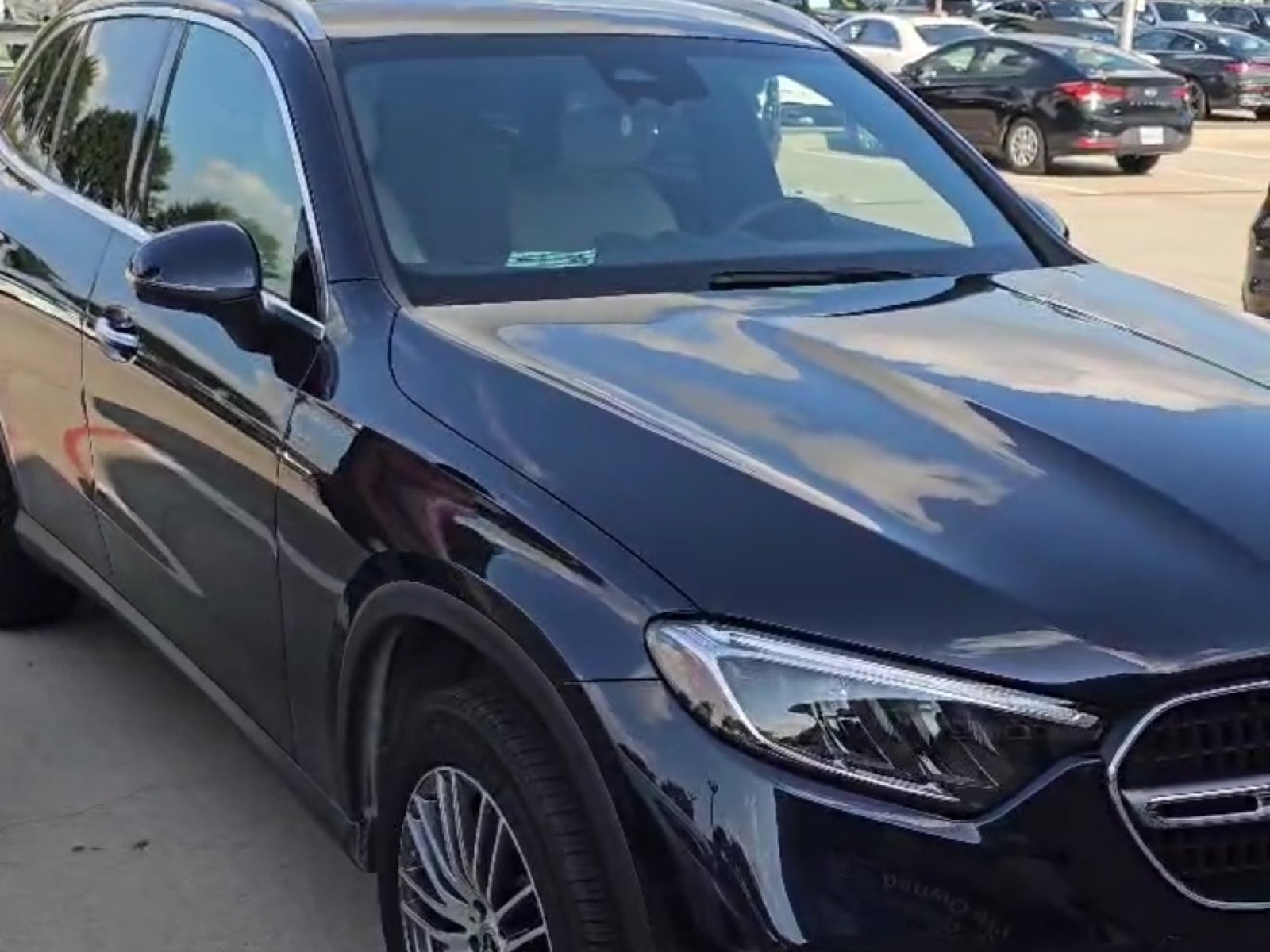 2024 Mercedes-Benz GLC300W