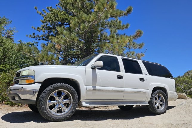 2002 Chevrolet Suburban C1500