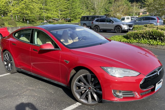 2013 Tesla Model S