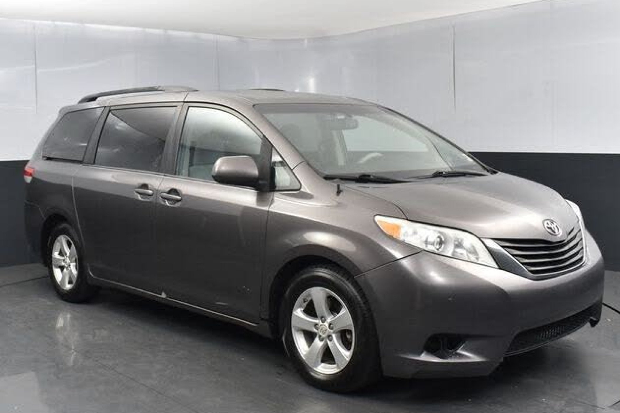 2012 Toyota Sienna