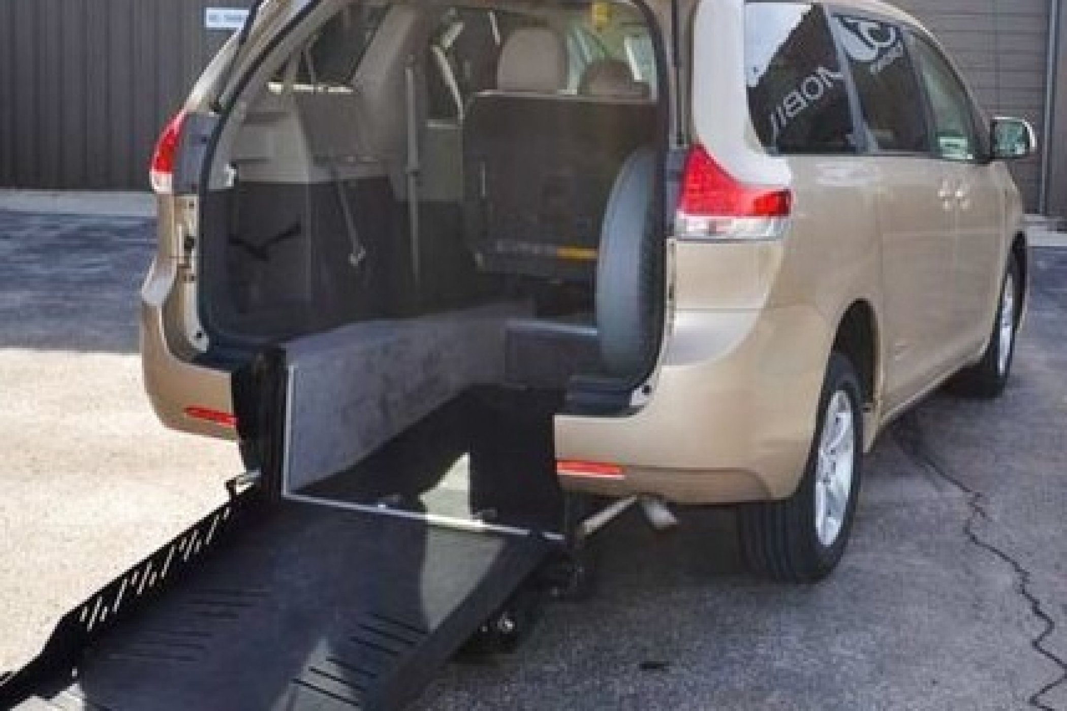 2011 Toyota Sienna