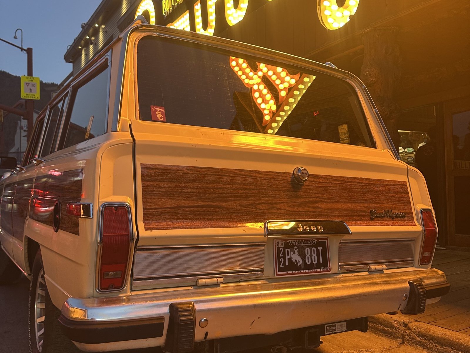 1988 Jeep Wagoneer