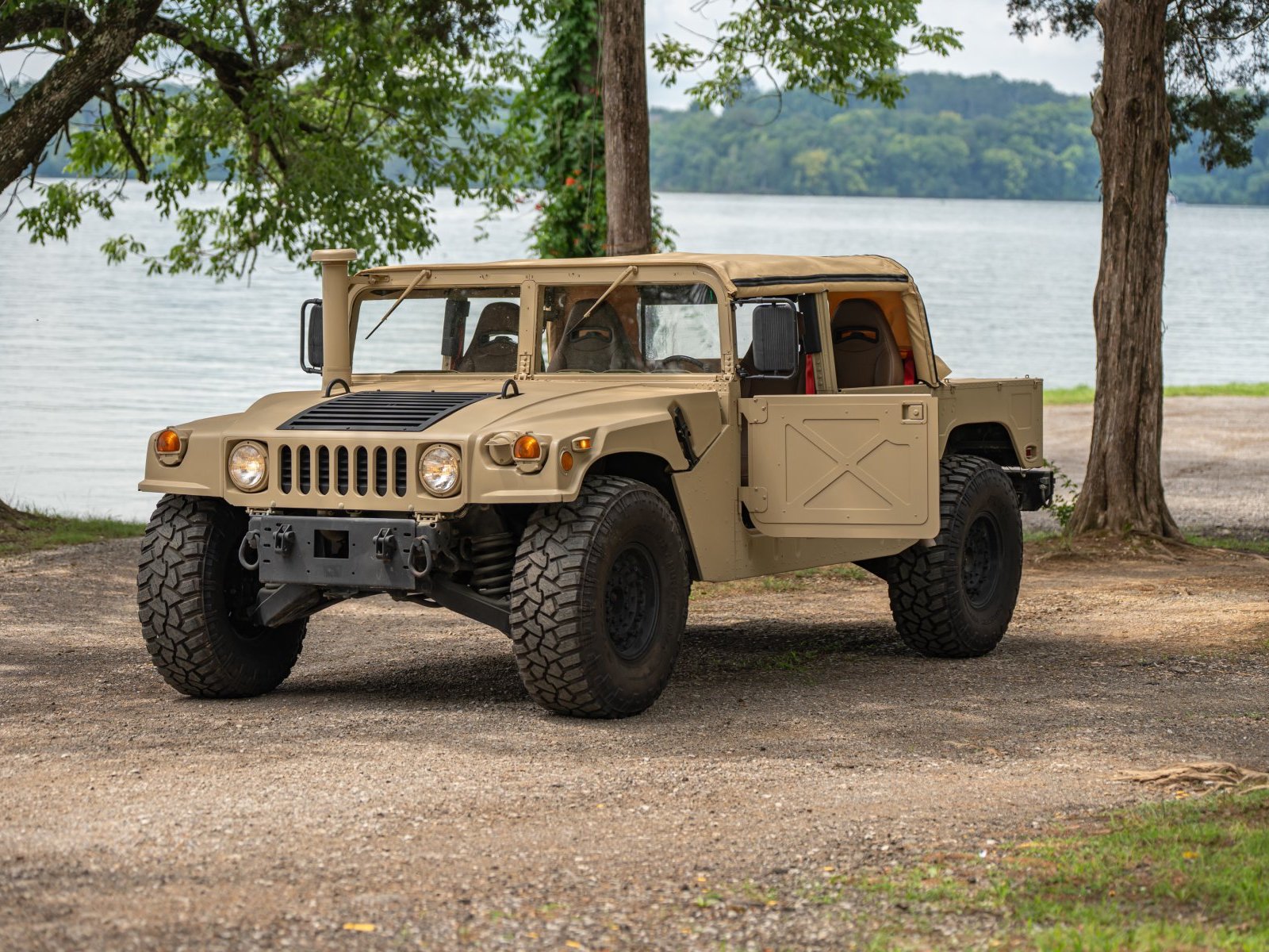 2013 AM General HMMWV