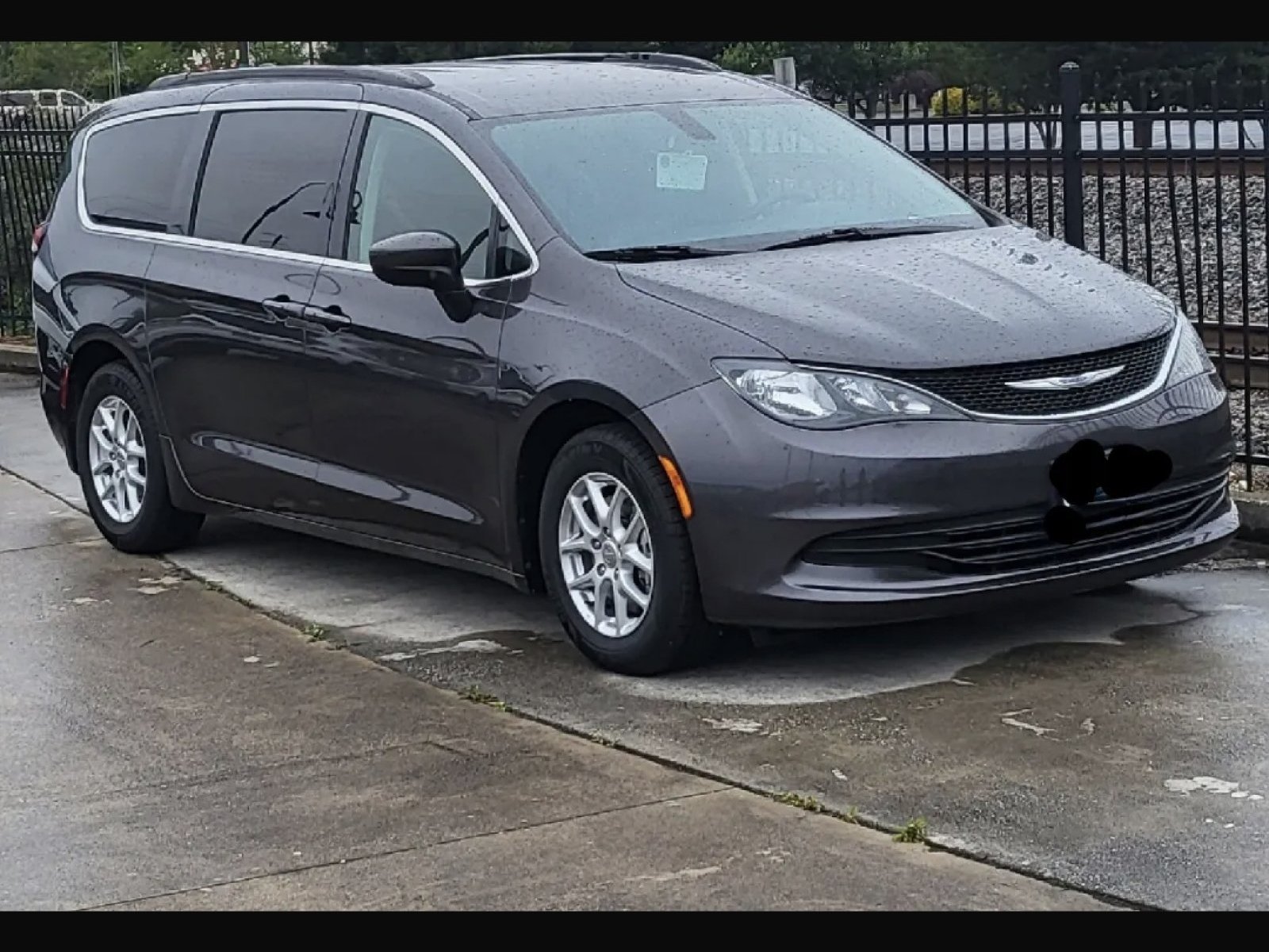 2021 Chrysler Voyager