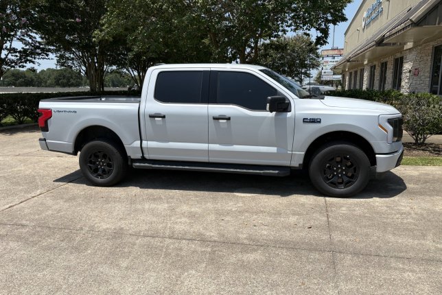 2025 Ford F-150 Lightning