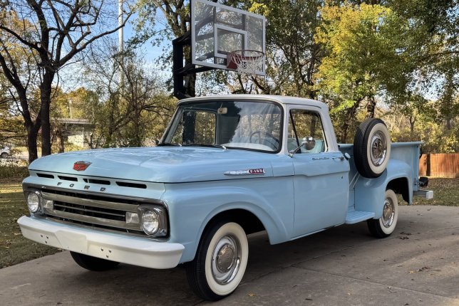 1962 Ford F-100