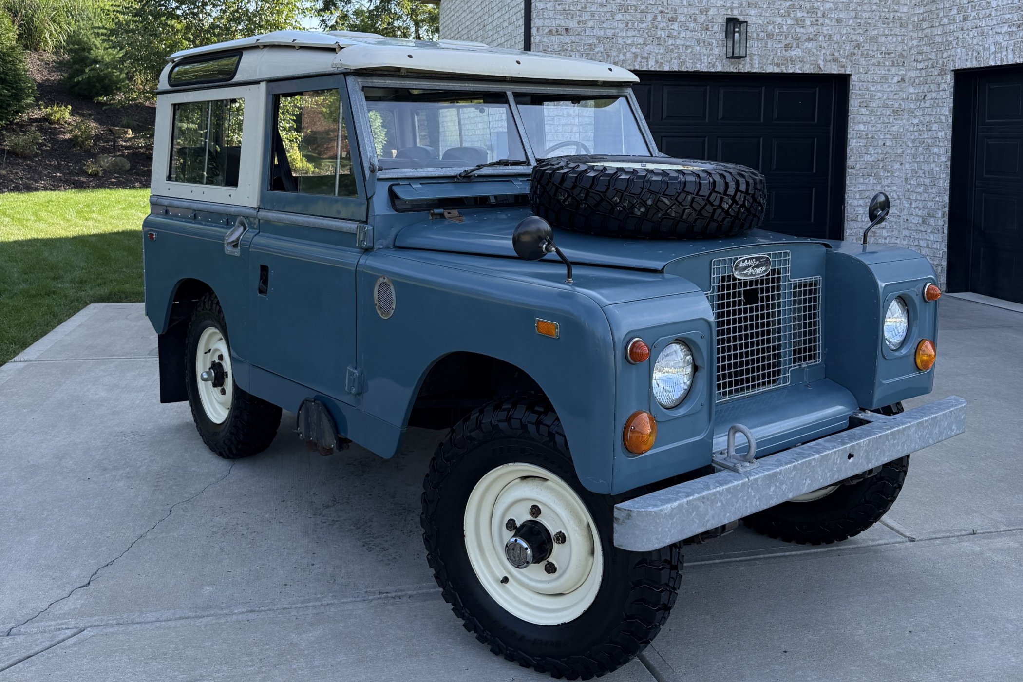 1969 Land Rover Series IIA 88