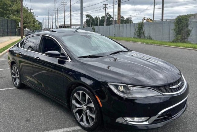 2015 Chrysler 200