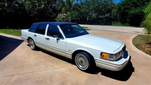 1991 Lincoln Town Car