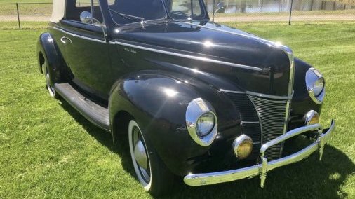 1940 Ford Deluxe