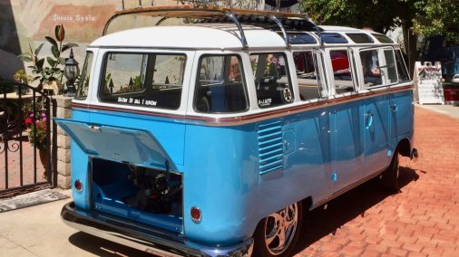 1961 Volkswagen 23-window deluxe bus