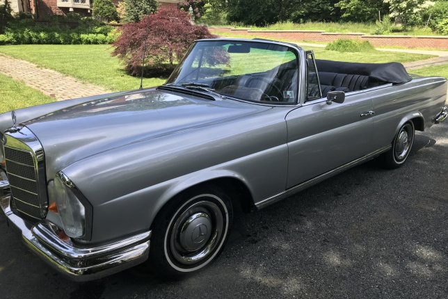 1966 Mercedes-Benz 250SE Cabriolet