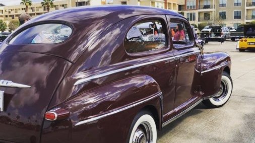 1948 Ford Super Deluxe