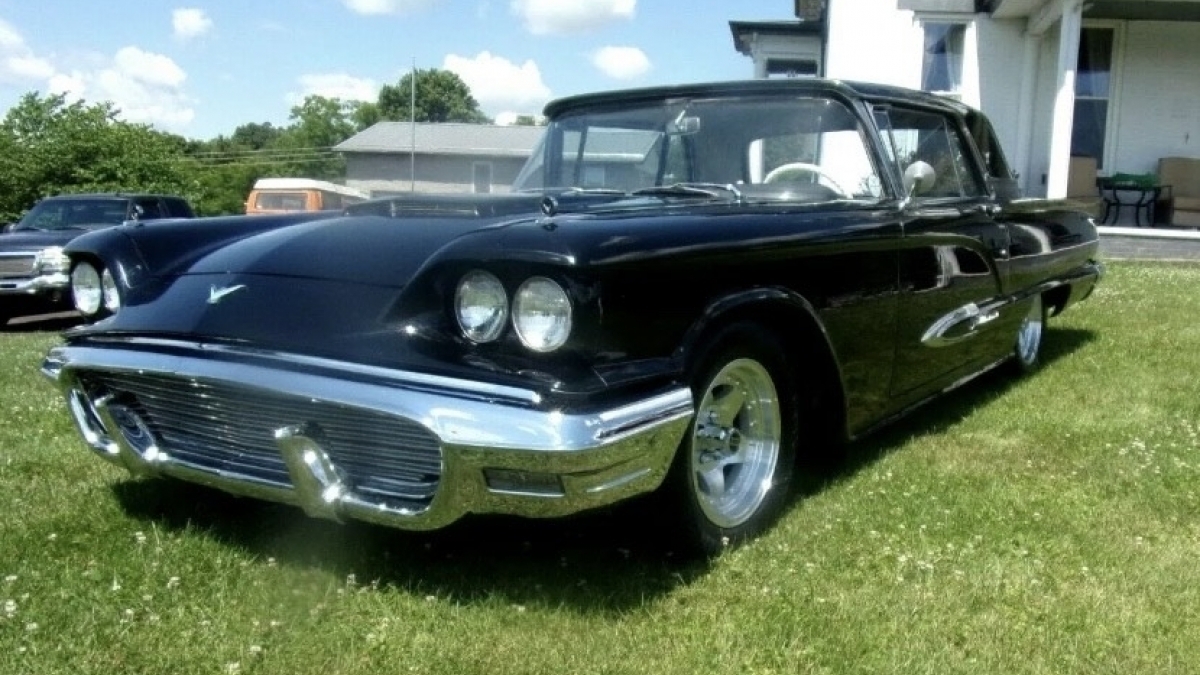 1959 Ford Thunderbird