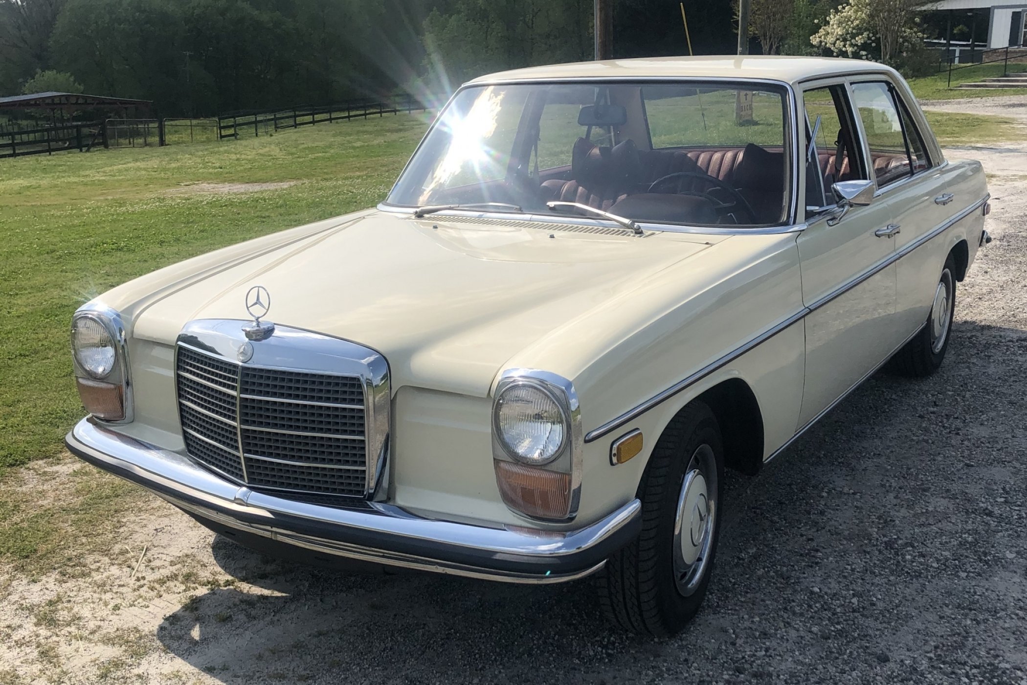 1969 Mercedes-Benz 220