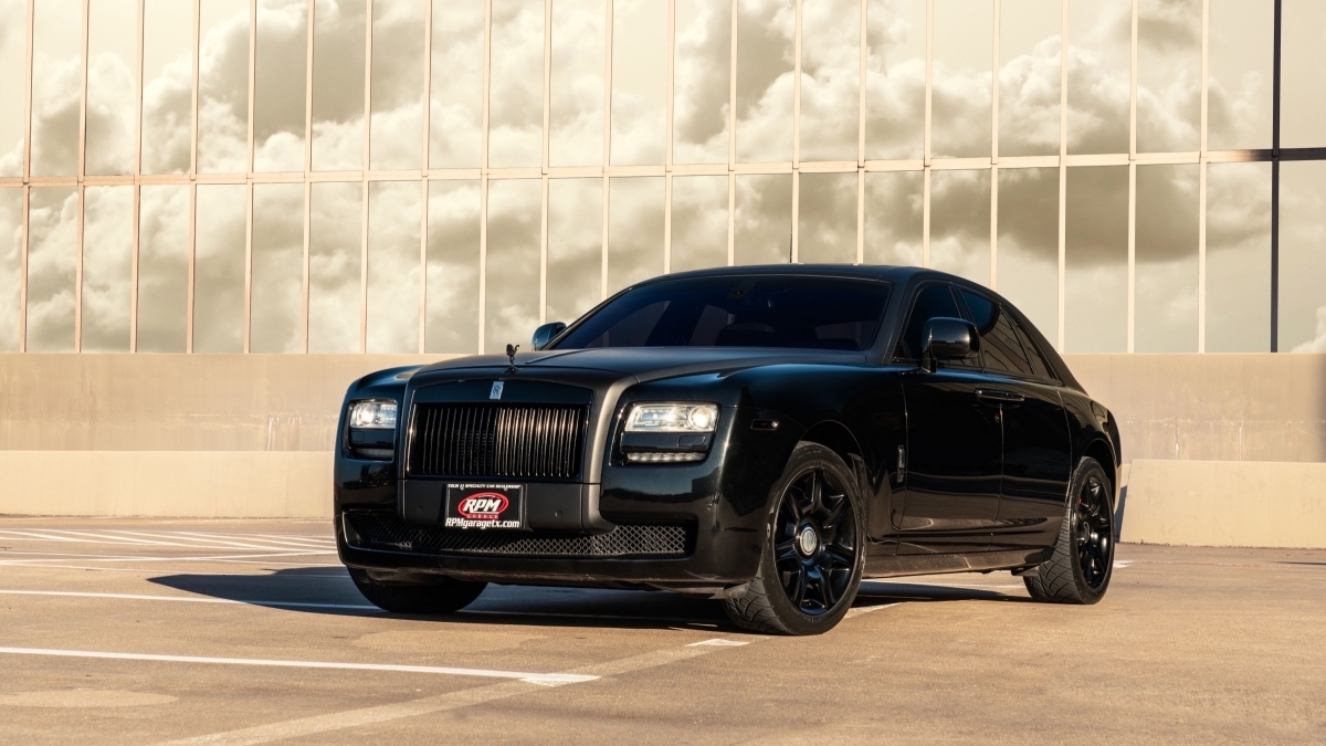 Dallas Rolls-Royce Delivery Service