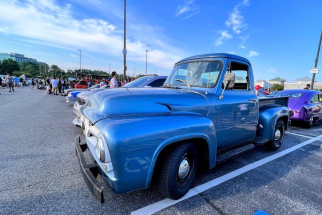 1954 Ford F-100