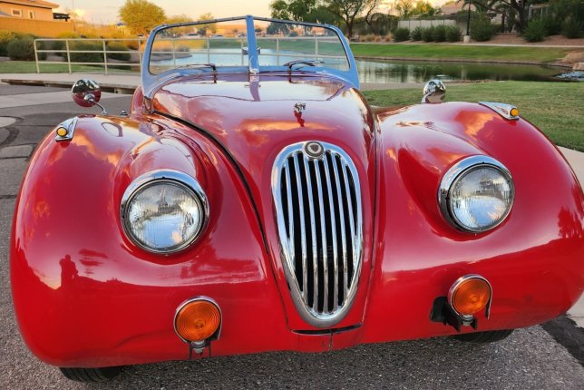 1952 Jaguar XK120G Replica