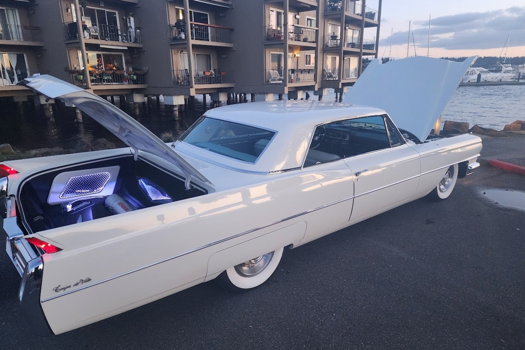 CADILLAC キャディラック Cadillac キャディラック