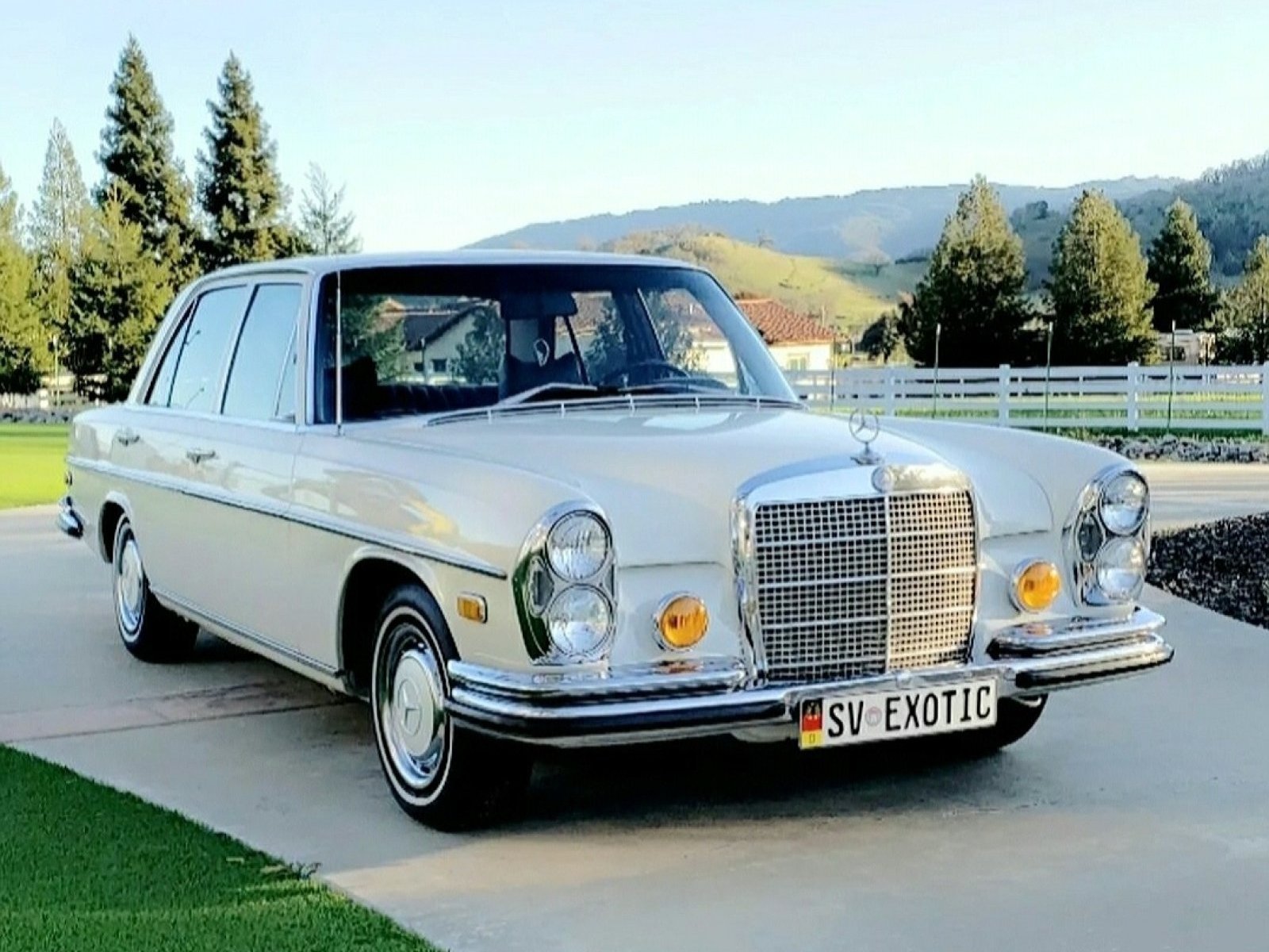 1973 Mercedes-Benz 280SE