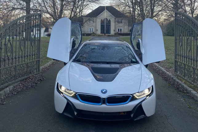 2016 BMW I8