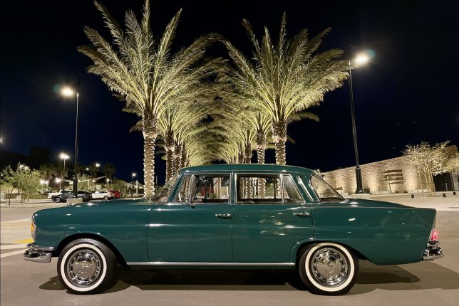 1966 Mercedes-Benz 230S